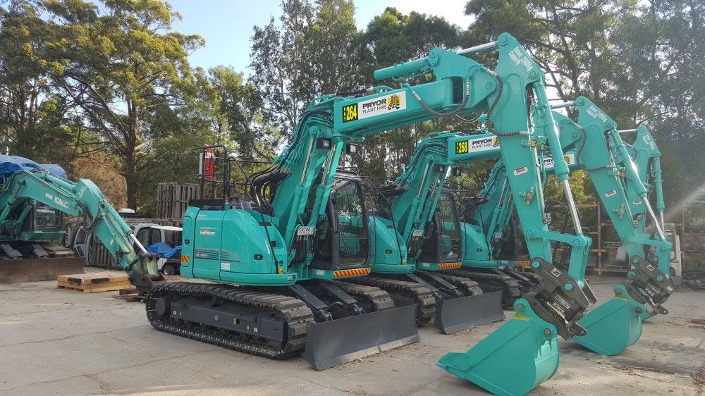 Kobelco SK135SR-02